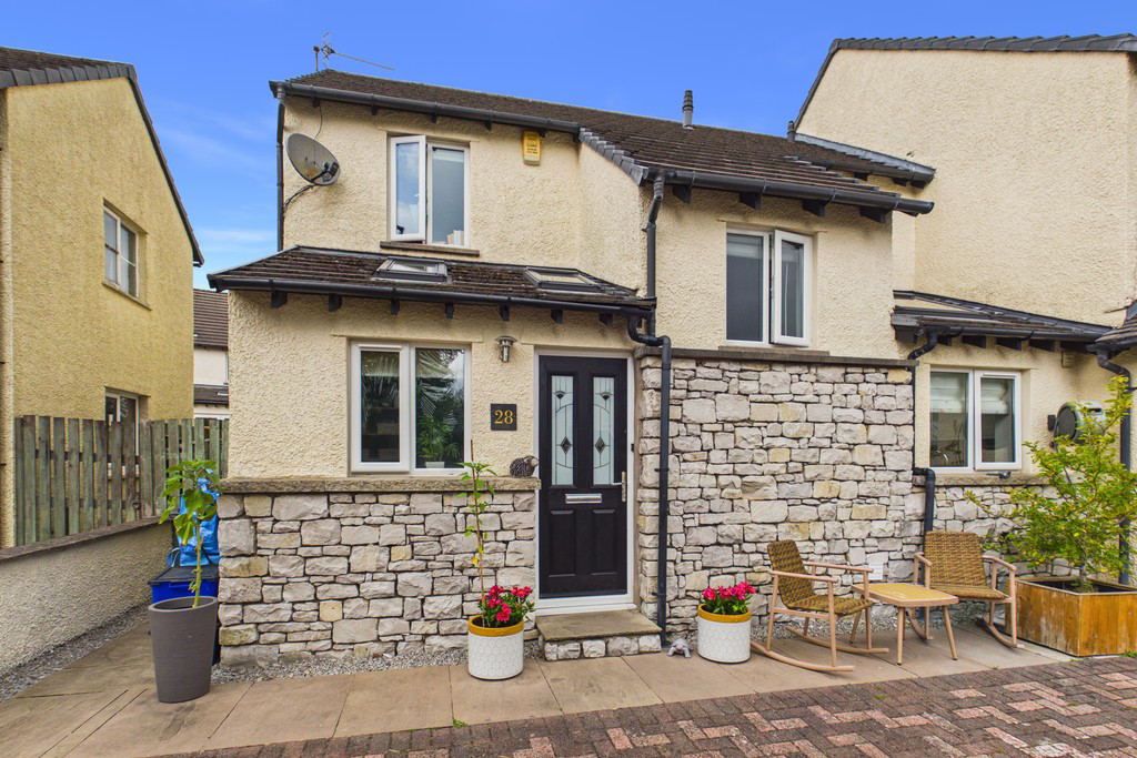 28 Esthwaite Green, Kendal, Cumbria, LA9 7RZ