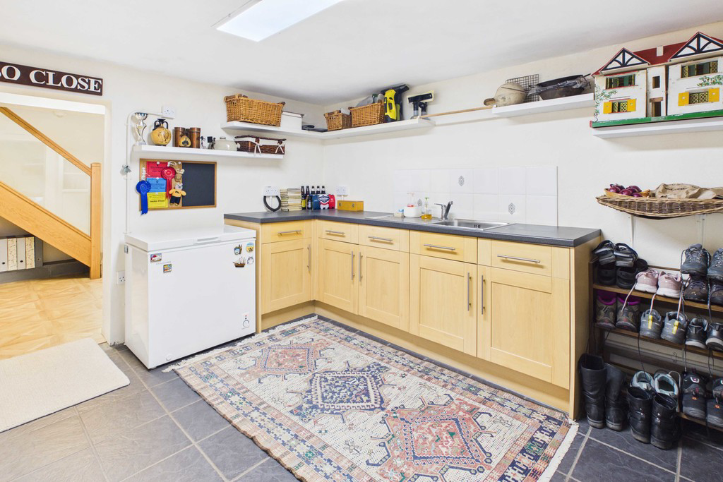 Shrublands, 43 Carter Road, Grange-over-Sandds, Cumbria, LA11 7AG, photo 38
