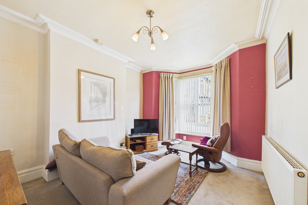 1 Alexandra Road, Carnforth, LA5 9DT, photo 2