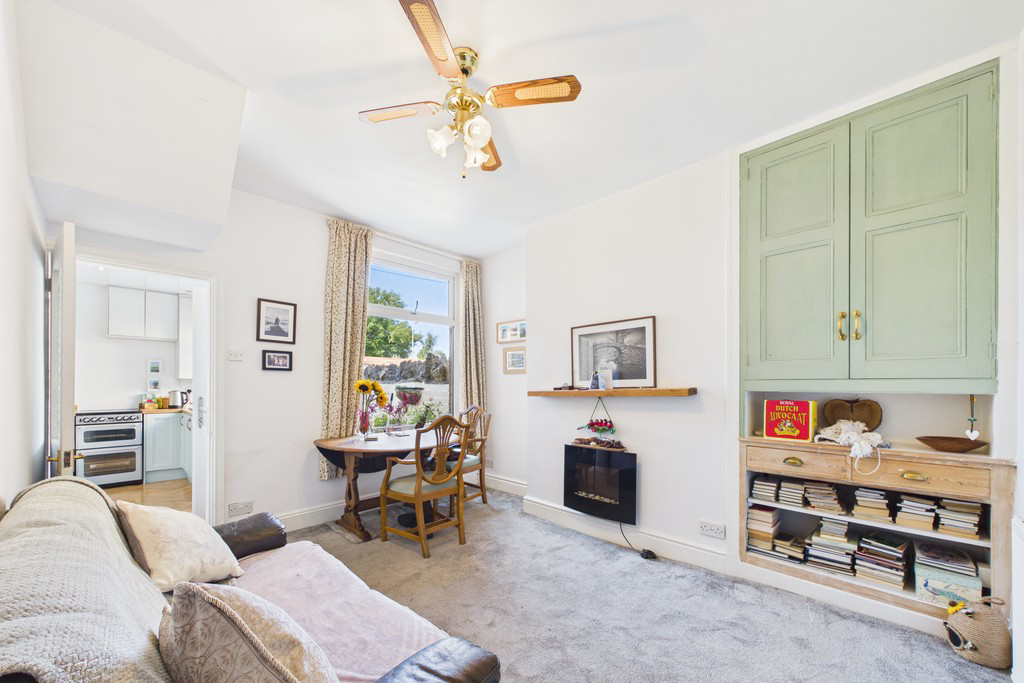 1 Alexandra Road, Carnforth, LA5 9DT, photo 4