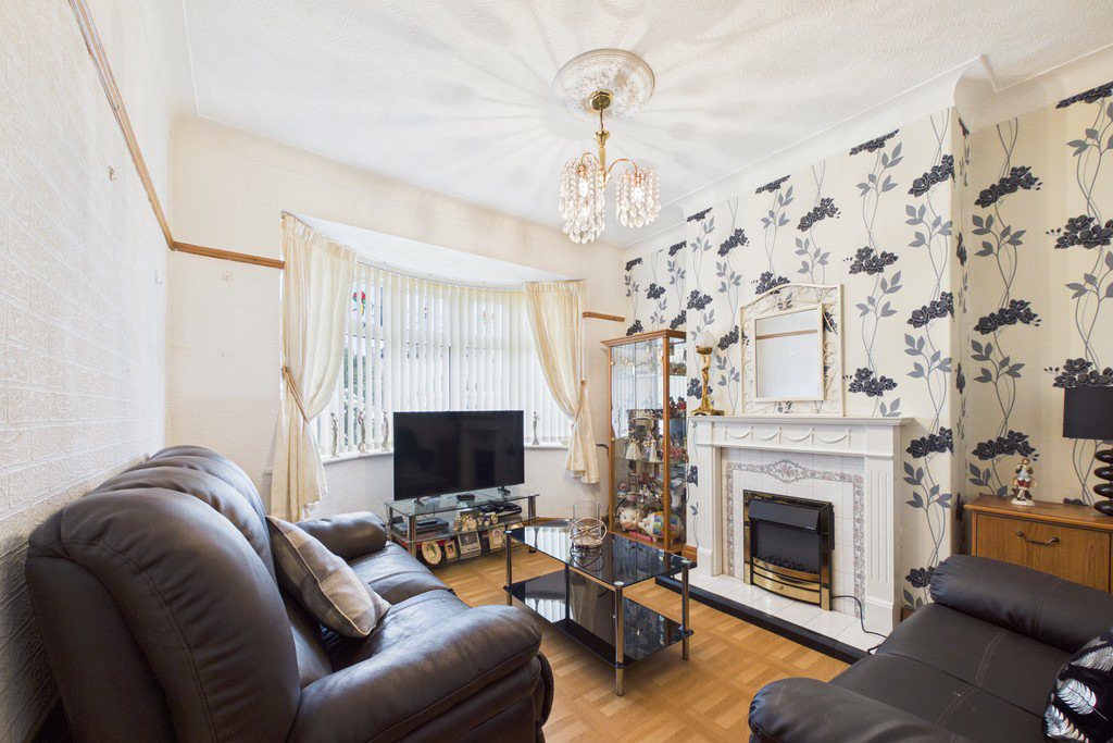 Lyndale, Haws Hill, Carnforth, LA5 9DG, photo 3