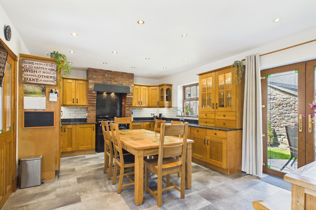 36 Yorkshire House, The Green, Lindal LA12 0LX, photo 5
