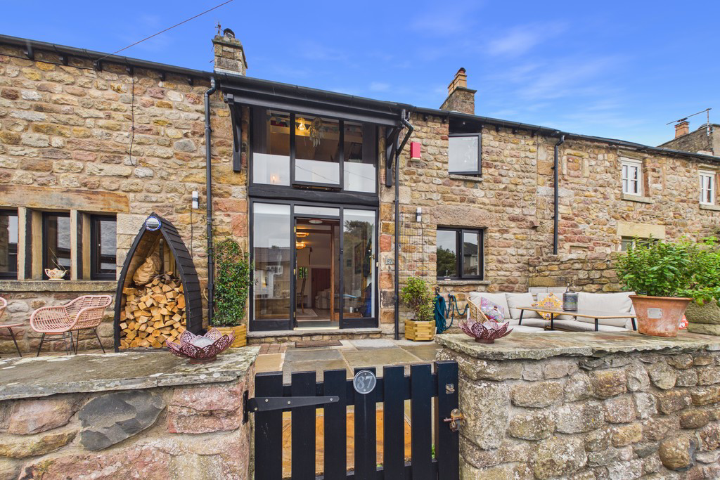 87 High Road, Halton, Lancaster, Lancashire, LA2 6PS