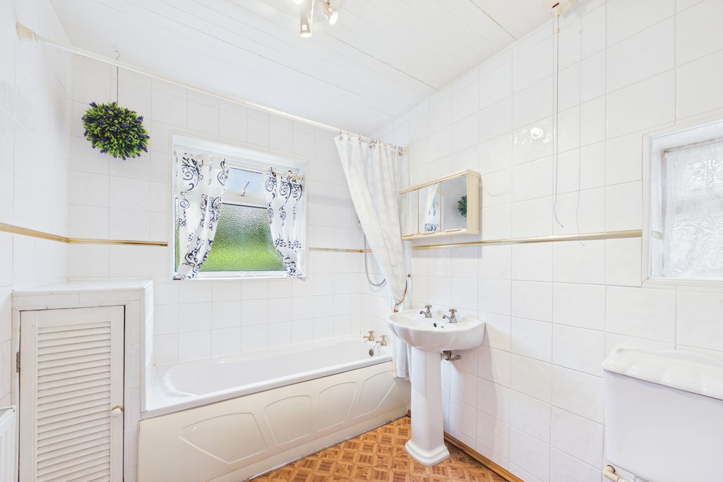 Lyndale, Haws Hill, Carnforth, LA5 9DG, photo 19
