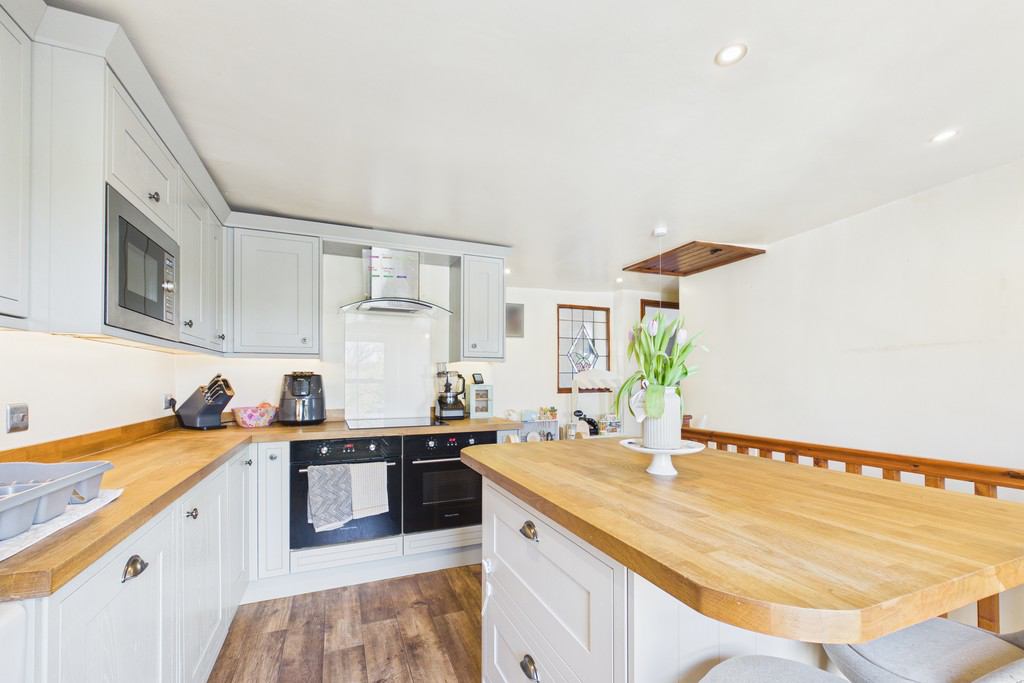 Greenbank Cottage, Dalton-in-Furness LA15 8JG, photo 3