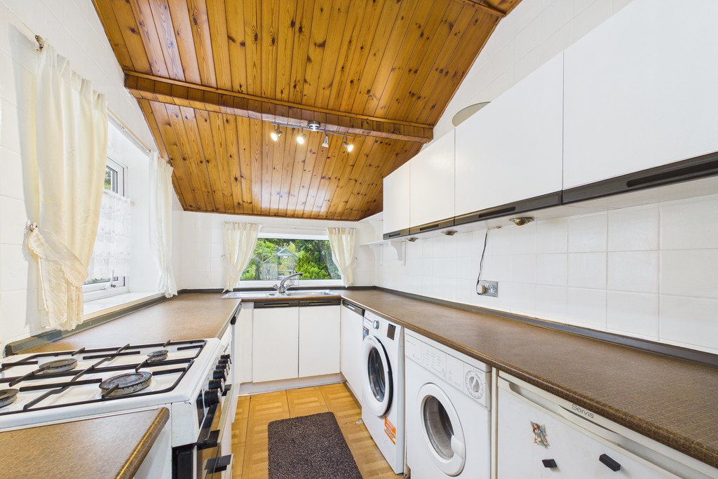 Lyndale, Haws Hill, Carnforth, LA5 9DG, photo 9