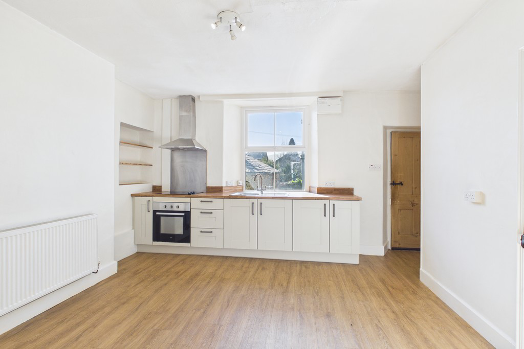 15 Bainbridge Road, Sedbergh, LA10 5AU, photo 2