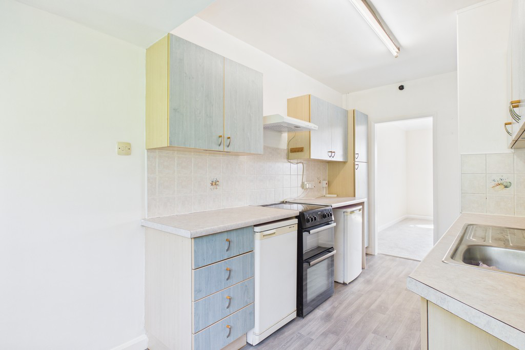 Fellside Court, Grange-Over-Sands, Cumbria, LA11 6BY, photo 8