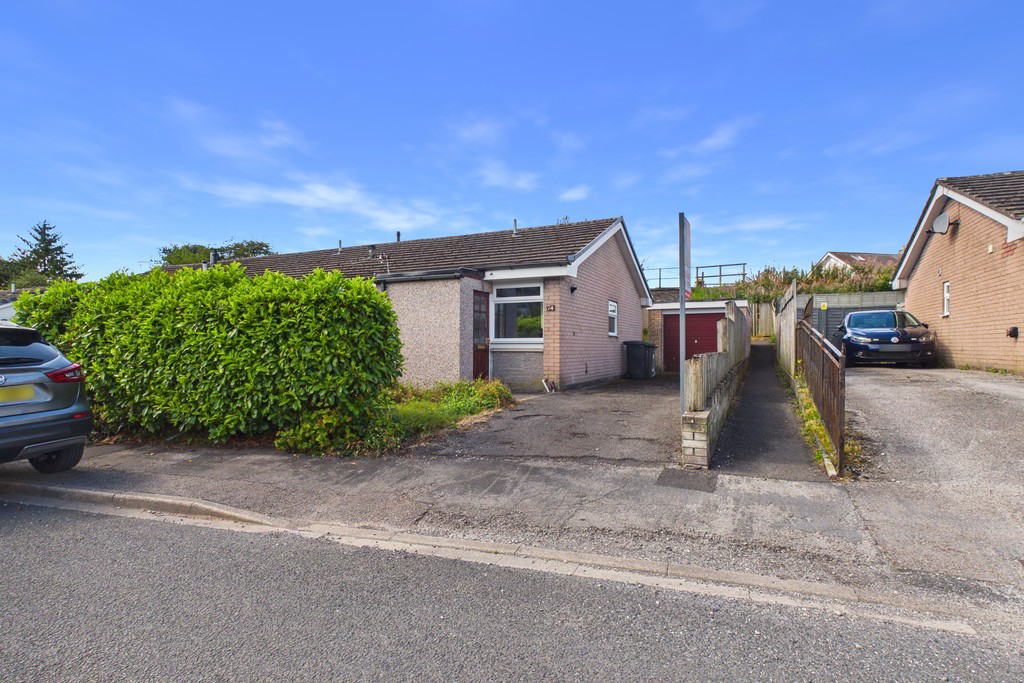 74 Rusland Park, Kendal, Cumbria, LA9 6AJ