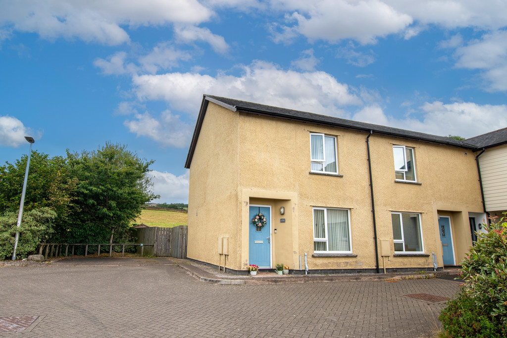 34 High Cragg Close, Kendal, Cumbria LA9 6HN