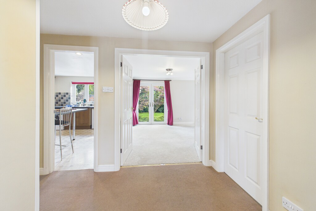 1 Saul Gardens, Redhills Road, Arnside, Cumbria, LA5 0AT, photo 3