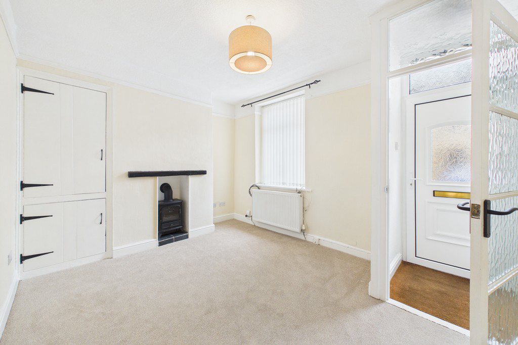 13 Stanley Street, Carnforth, Lancashire, photo 2