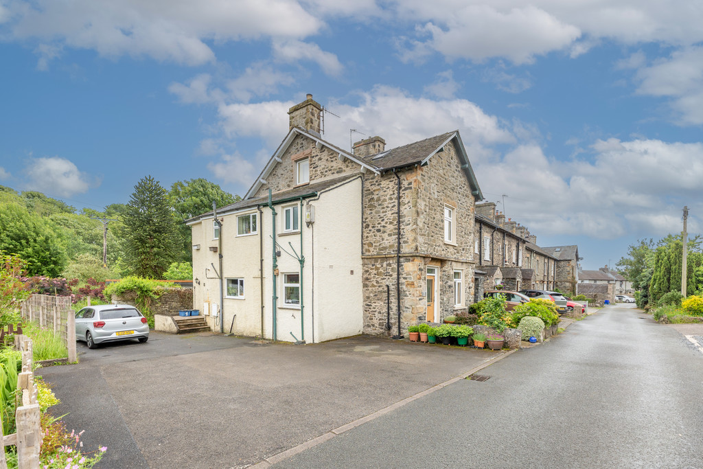2 Low Cottages, Endmoor, LA8 0HB, photo 2