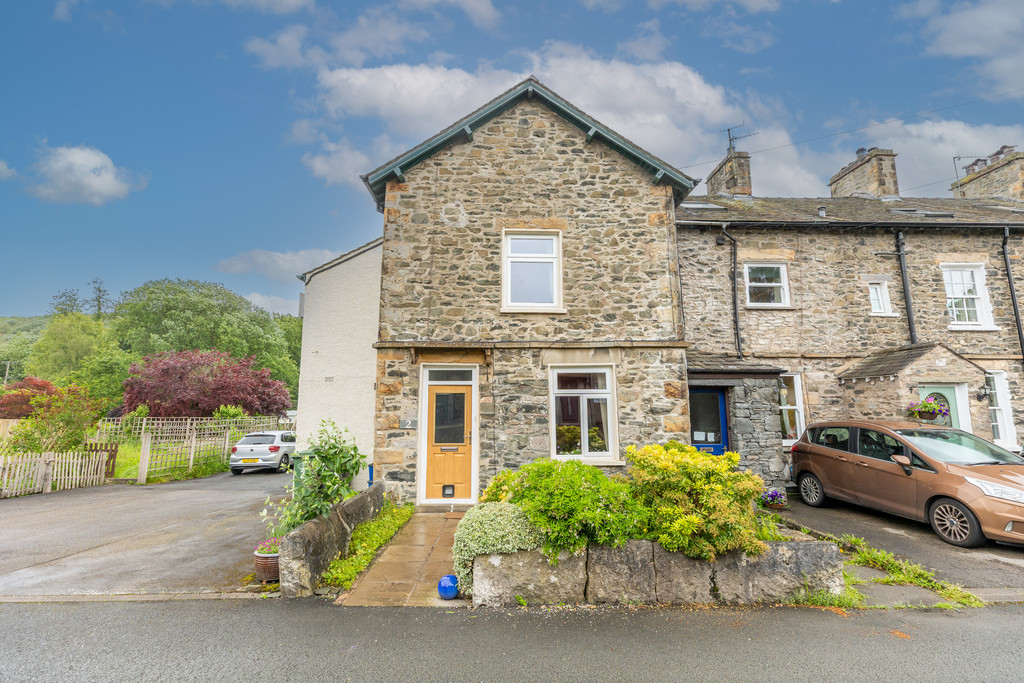 2 Low Cottages, Endmoor, LA8 0HB