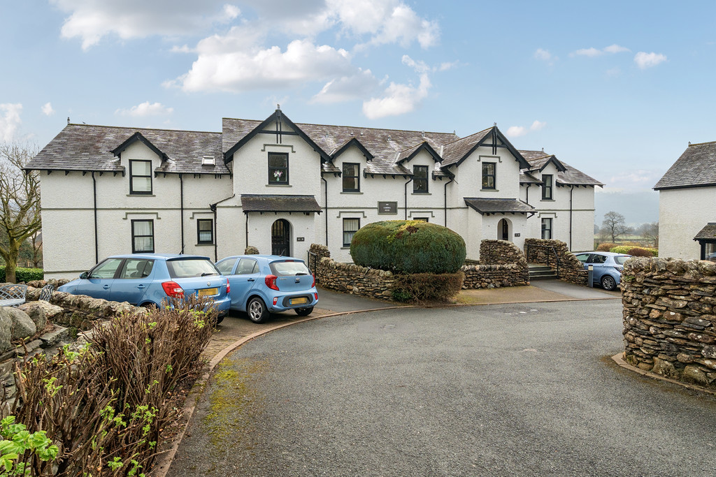 13 Campbell House, Coniston, LA21 8ER