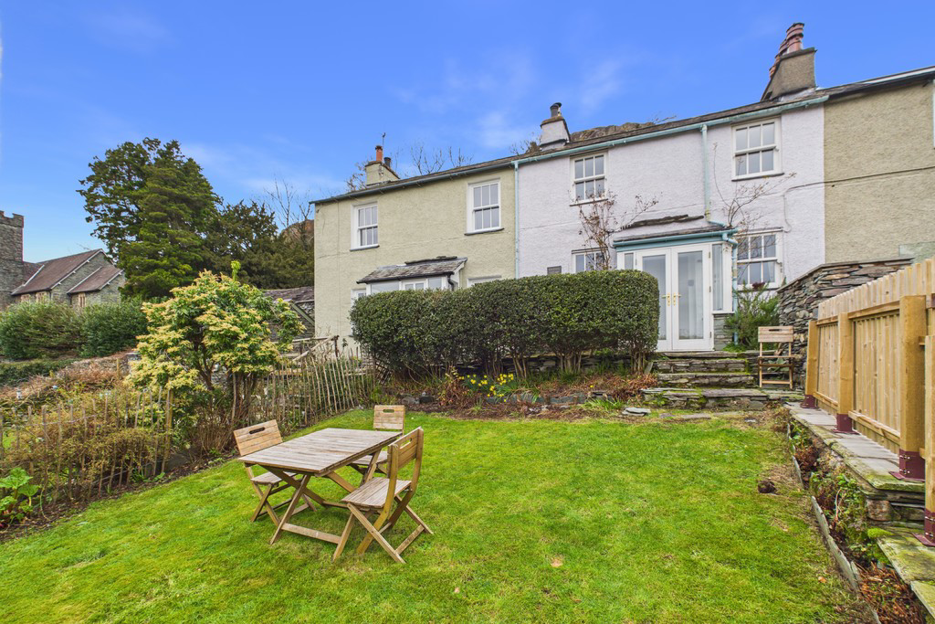 Rhubarb Cottage, 2 Undergarth, Chapel Stile, Ambleside, LA22 9JG