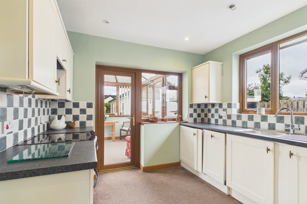 15 Savoy Gardens, photo 2