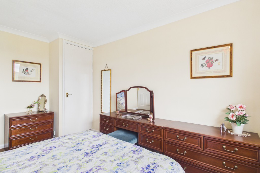 15 Savoy Gardens, photo 24