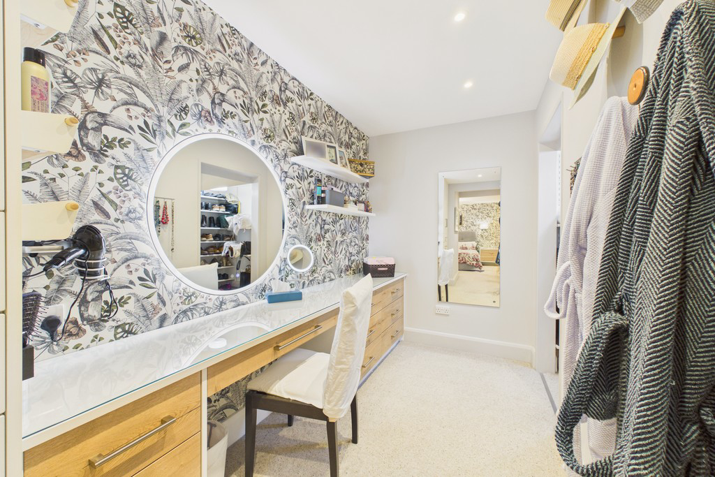 Prinicpal Suite Dressing Room	
