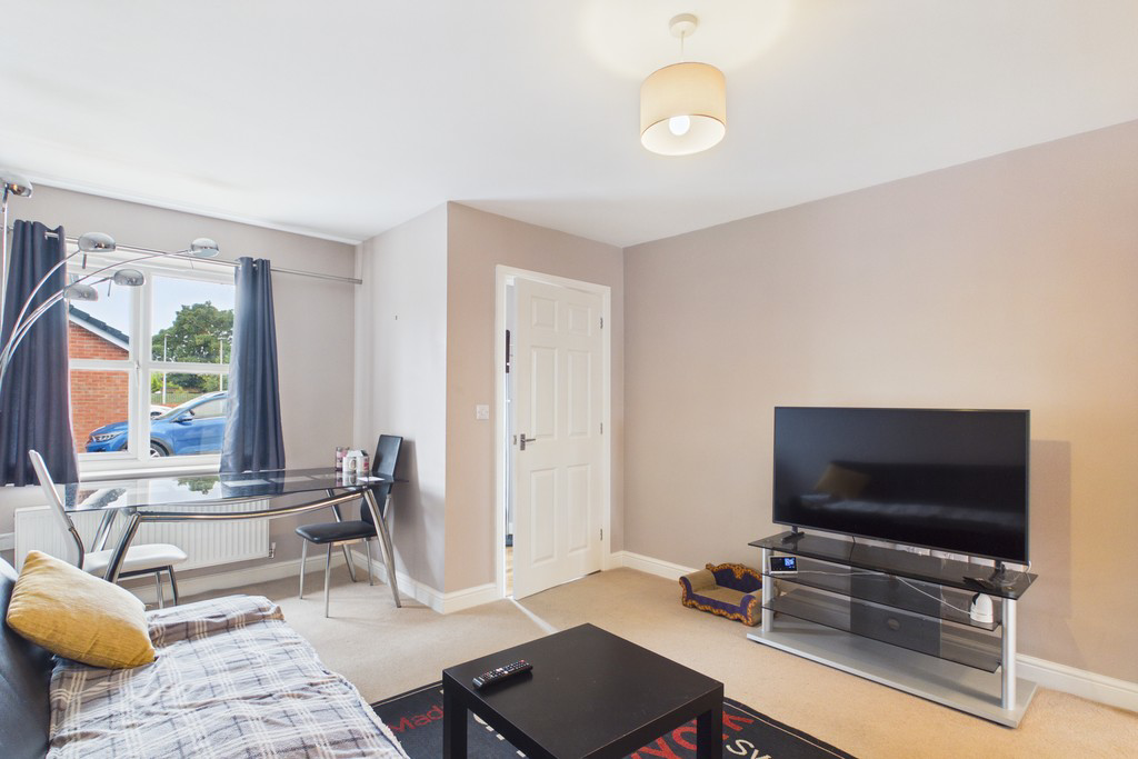 Cowper Close, Barrow-in-Furness, Cumbria, LA14 5SQ, photo 4