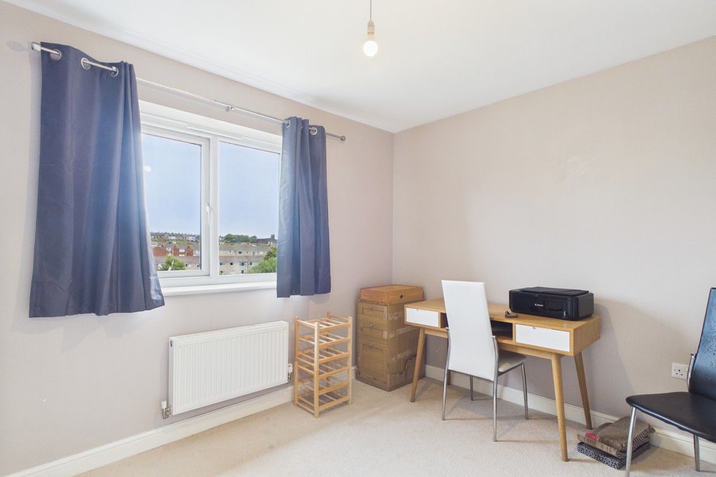Cowper Close, Barrow-in-Furness, Cumbria, LA14 5SQ, photo 8