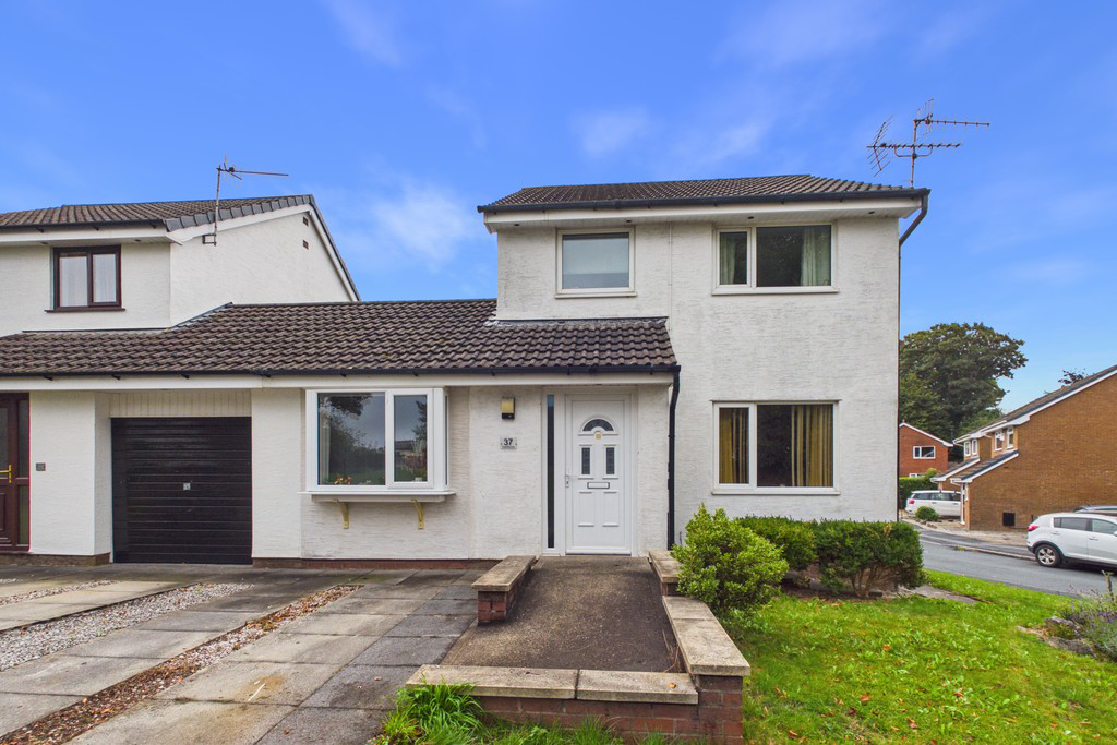 37 Camborne Avenue, Carnforth, LA5 9TS