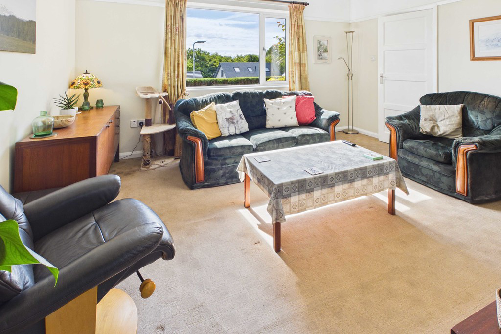 13 Lingarth, Lindale, Grange-over-Sands, Cumbria, LA11 6LA, photo 2