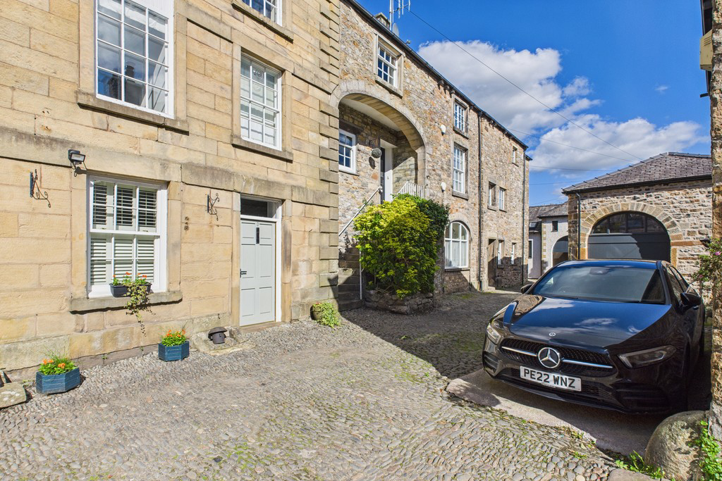 9b Main Street, Kirkby Lonsdale, LA6 2AQ, photo 9