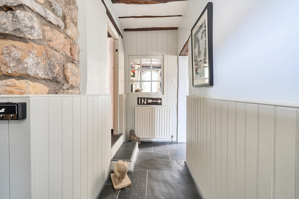 10 Swine Market, Kirkby Lonsdale, LA6 2FT, photo 10