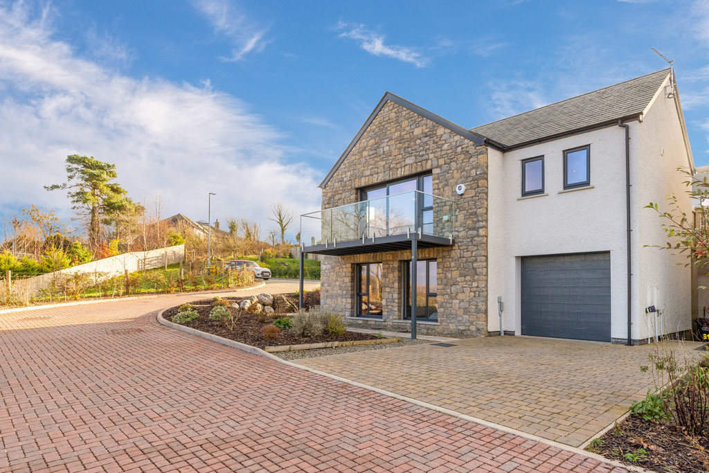 61 Oakfield Park, Kirkby Lonsdale, LA6 2FQ