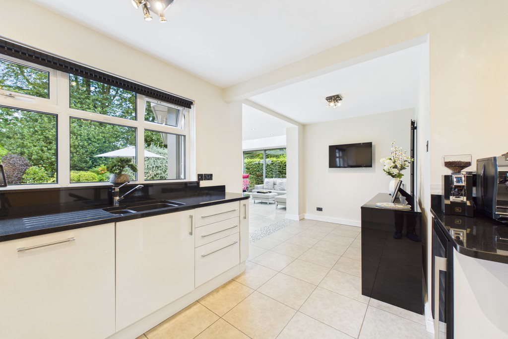 Peel Oak, New Barns Road, Arnside, Cumbria, LA5 0BB, photo 12
