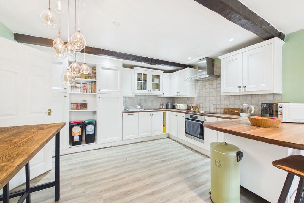 2 The Barn, Highfield Drive, Hest Bank, LA2 6DH, photo 3