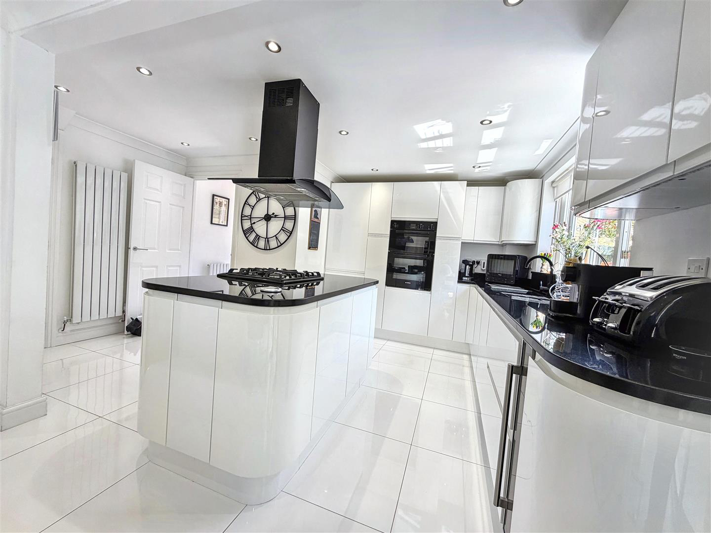 Dewberry Grove, Rogerstone, Newport, photo 6