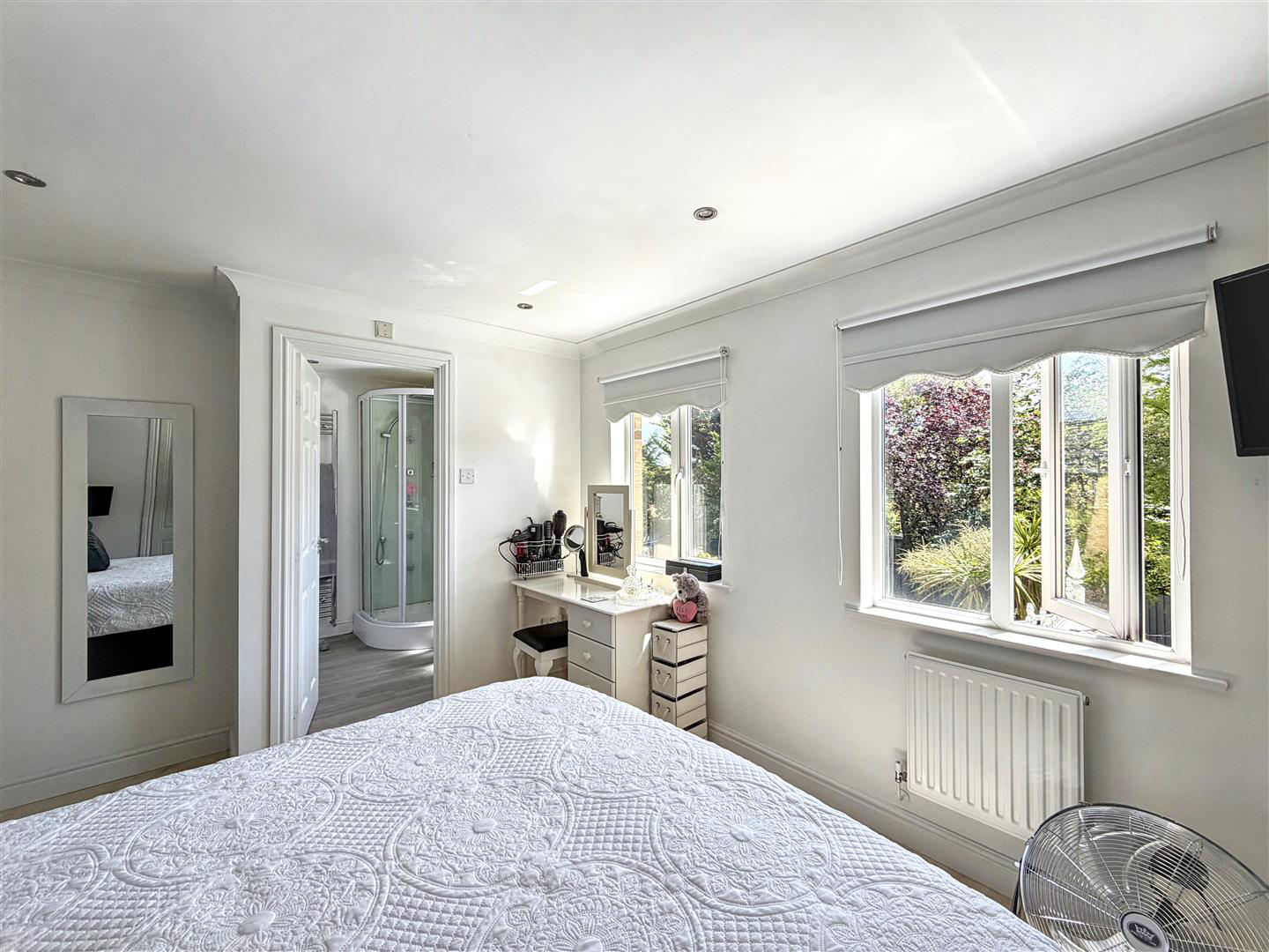Dewberry Grove, Rogerstone, Newport, photo 22