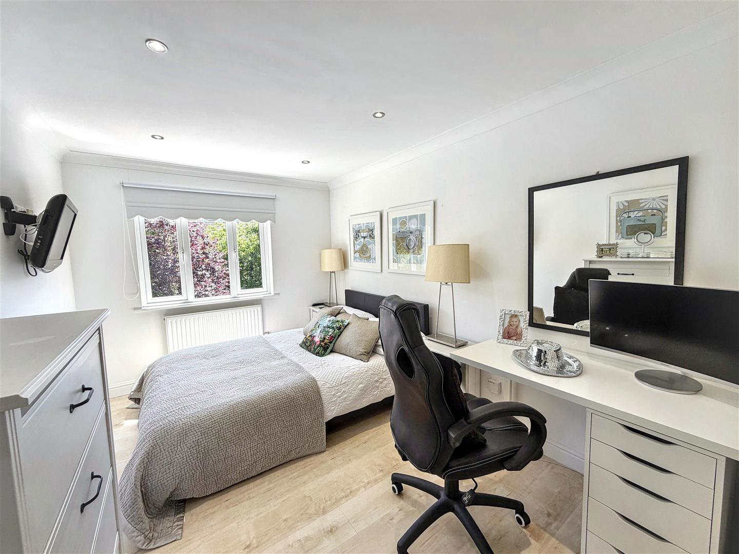 Dewberry Grove, Rogerstone, Newport, photo 26