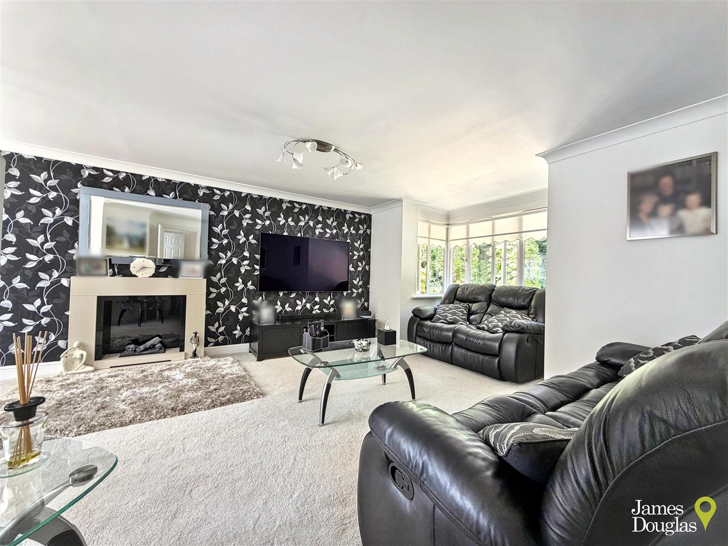 Dewberry Grove, Rogerstone, Newport, photo 11