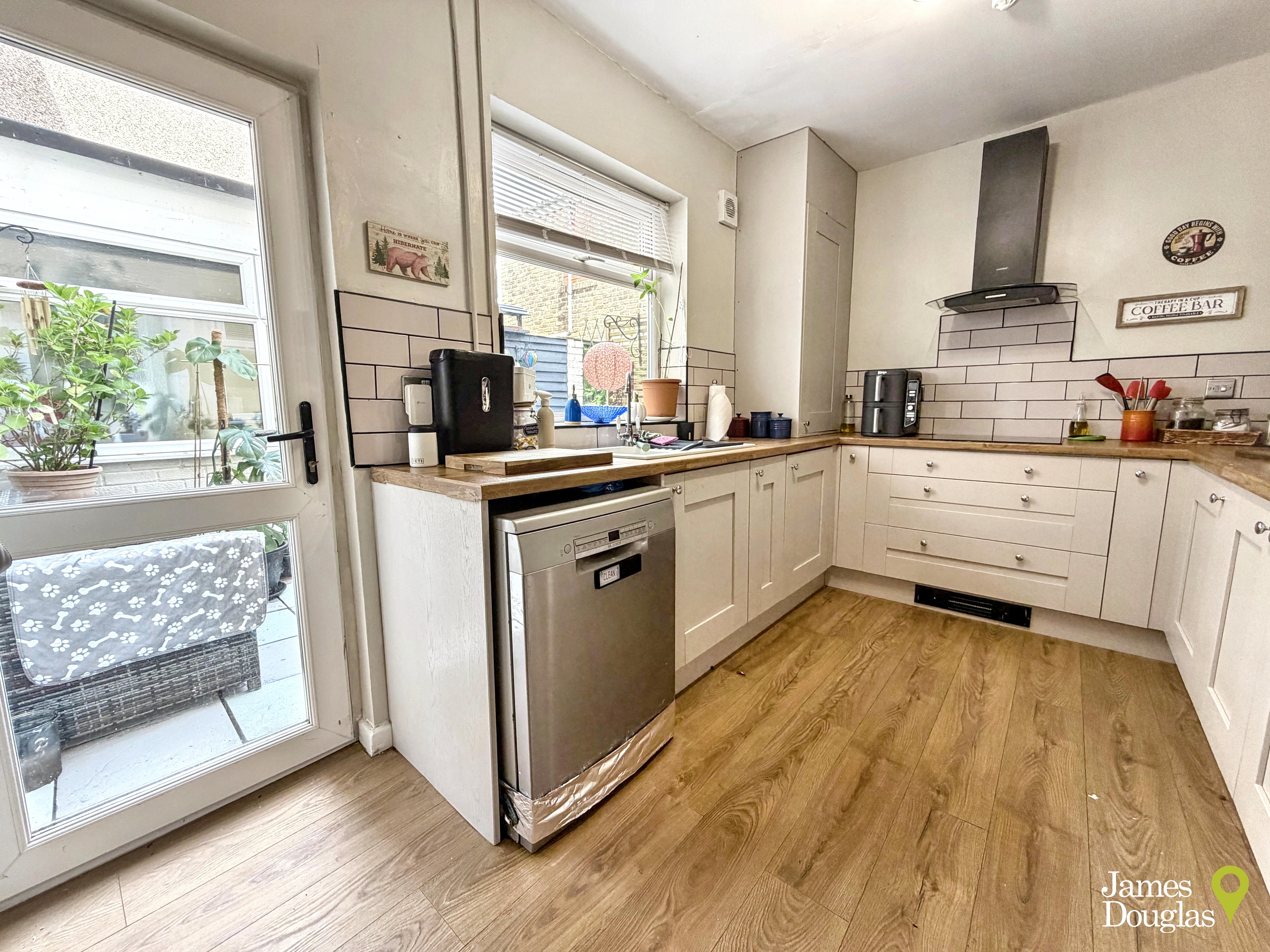 Vaughan Street, Pwllgwaun, Pontypridd, photo 9