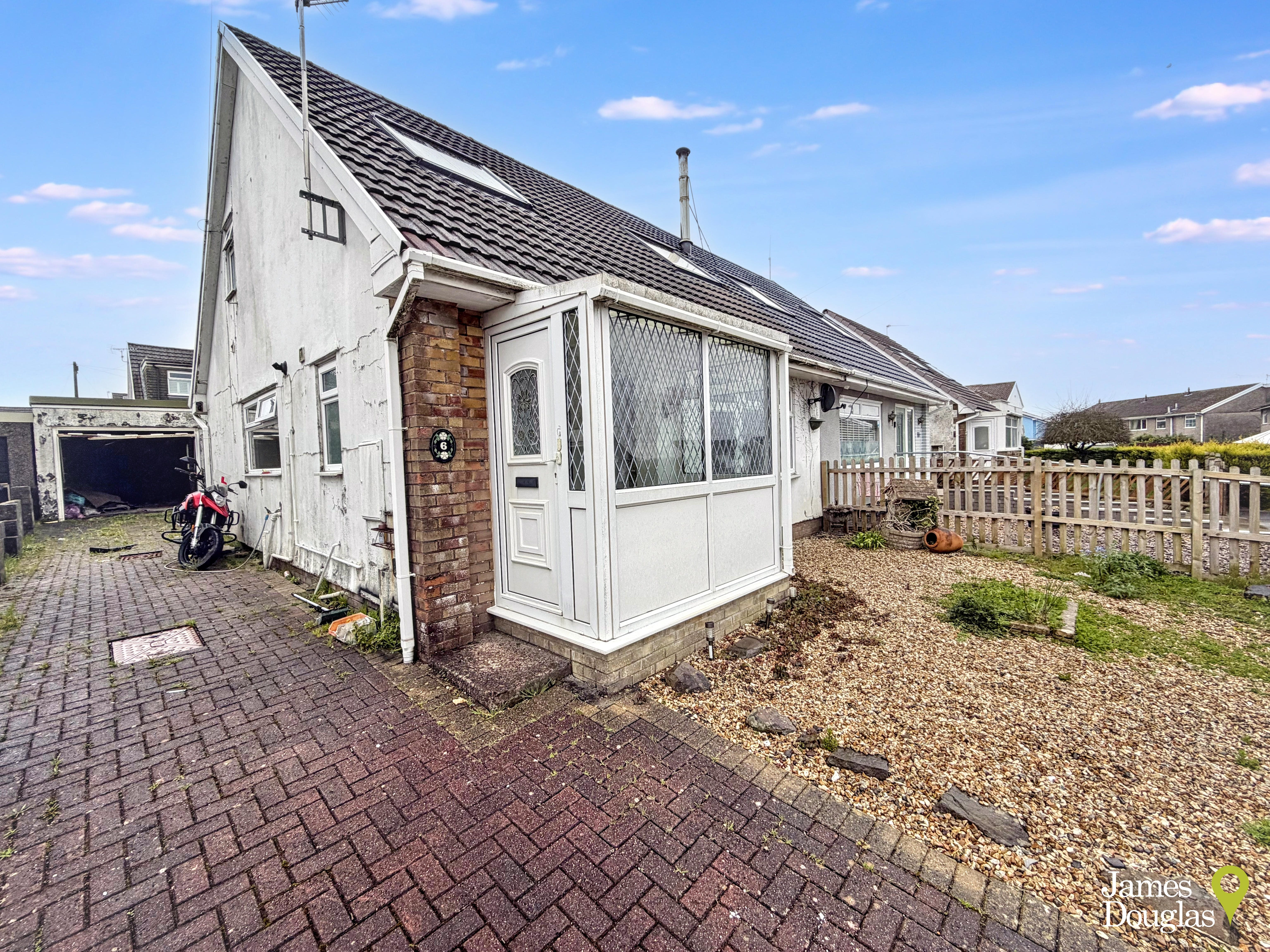 Rowan Close, Penycoedcae, Pontypridd, photo 2