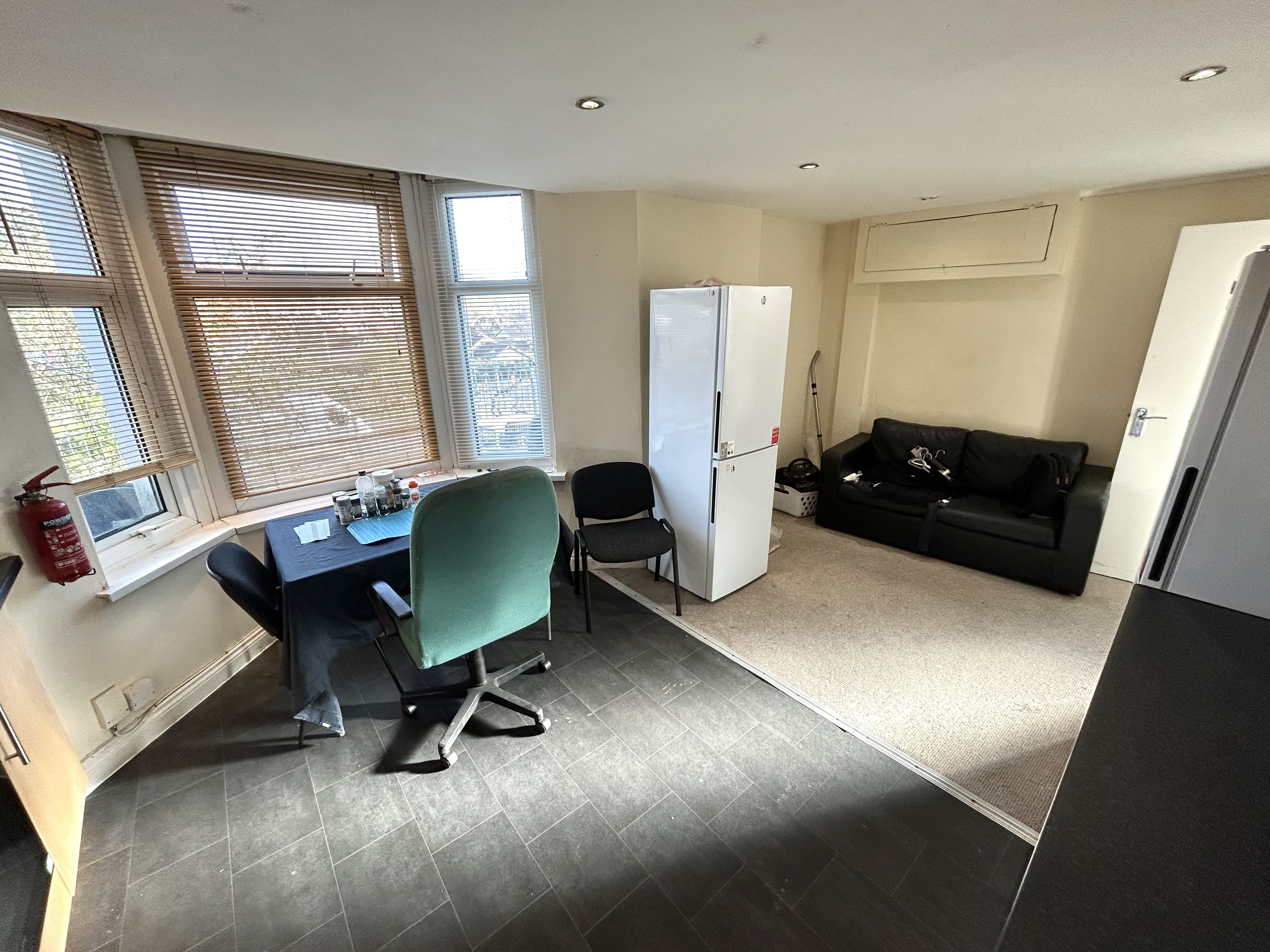 New Park Terrace, Treforest, Pontypridd, photo 3