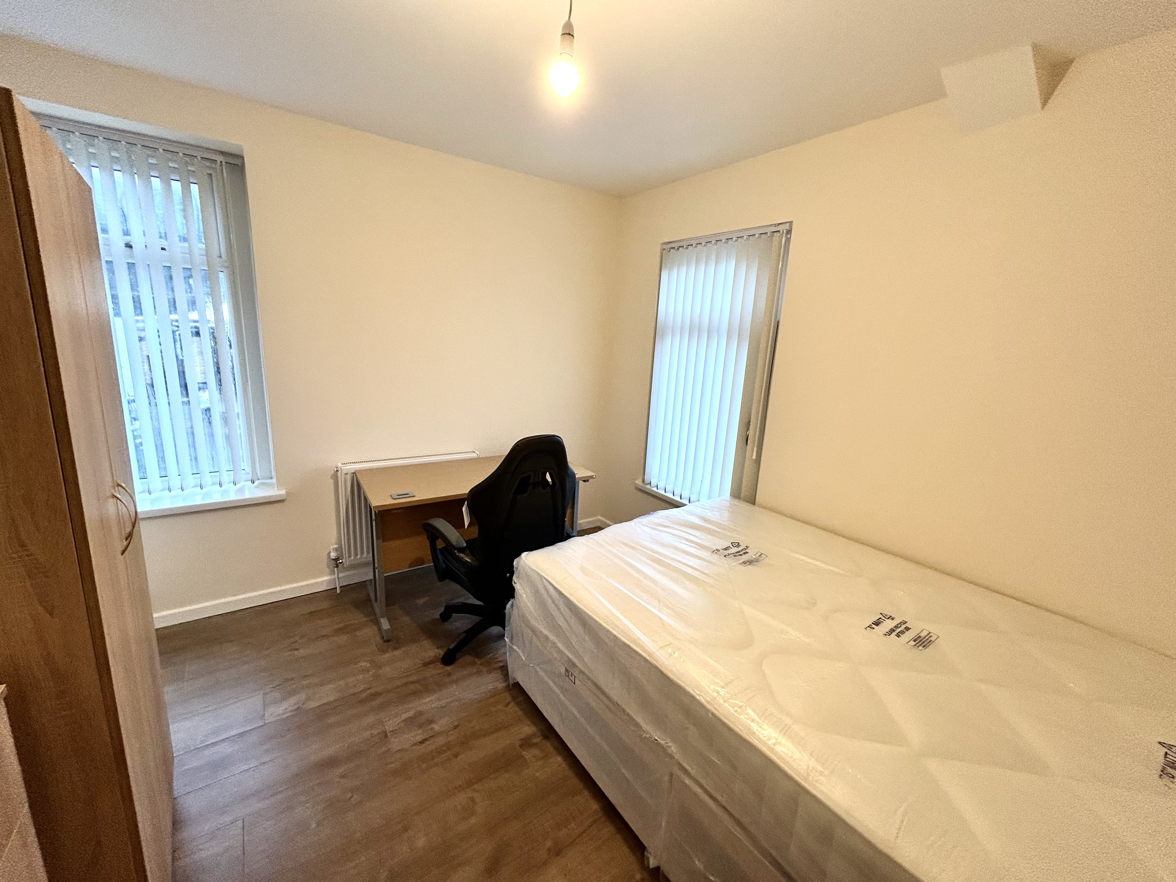 35B Taff Street, Pontypridd,, photo 2