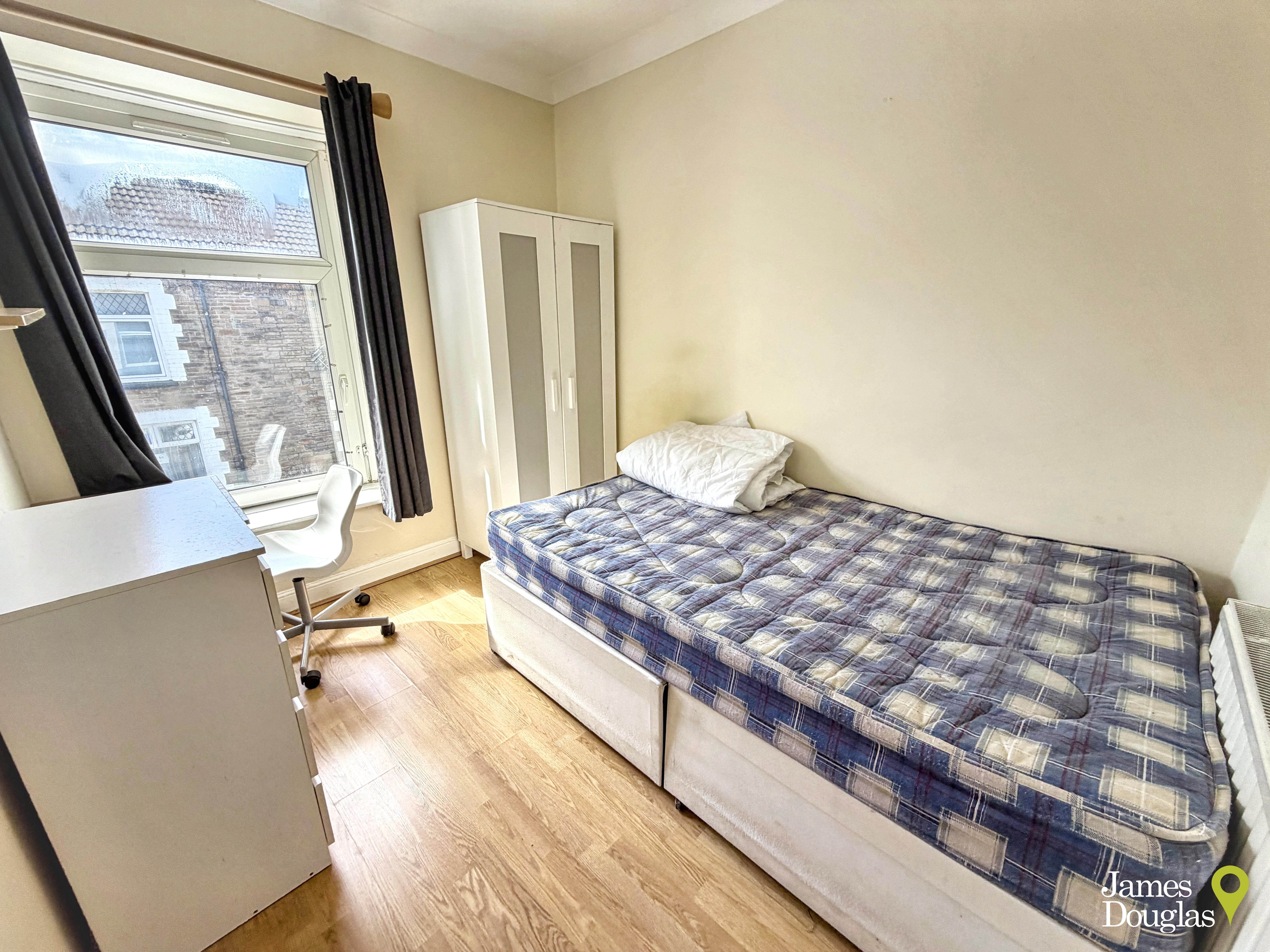 Bed3 (1)