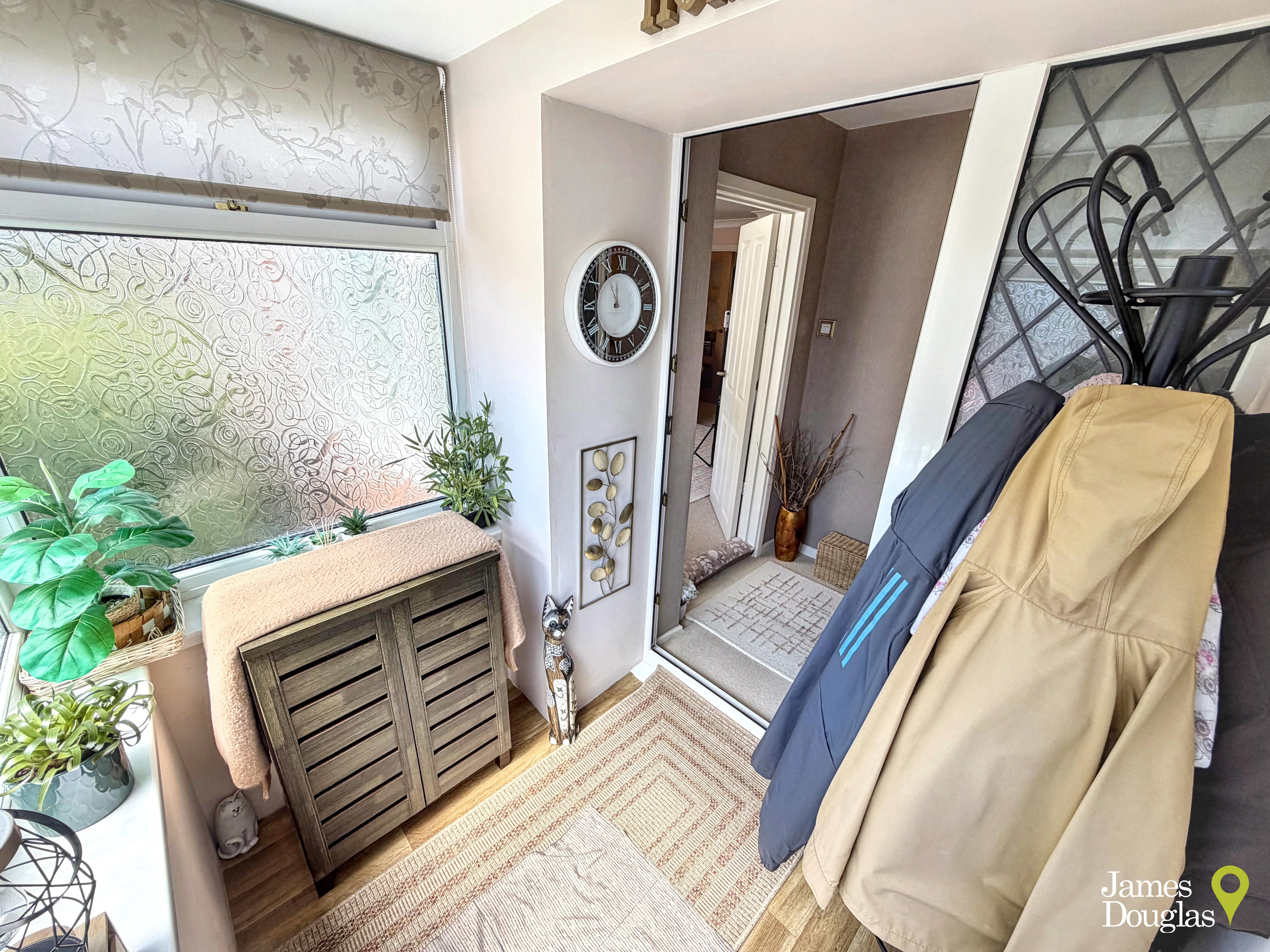 Lanwood Road, Graigwen, Pontypridd, photo 3