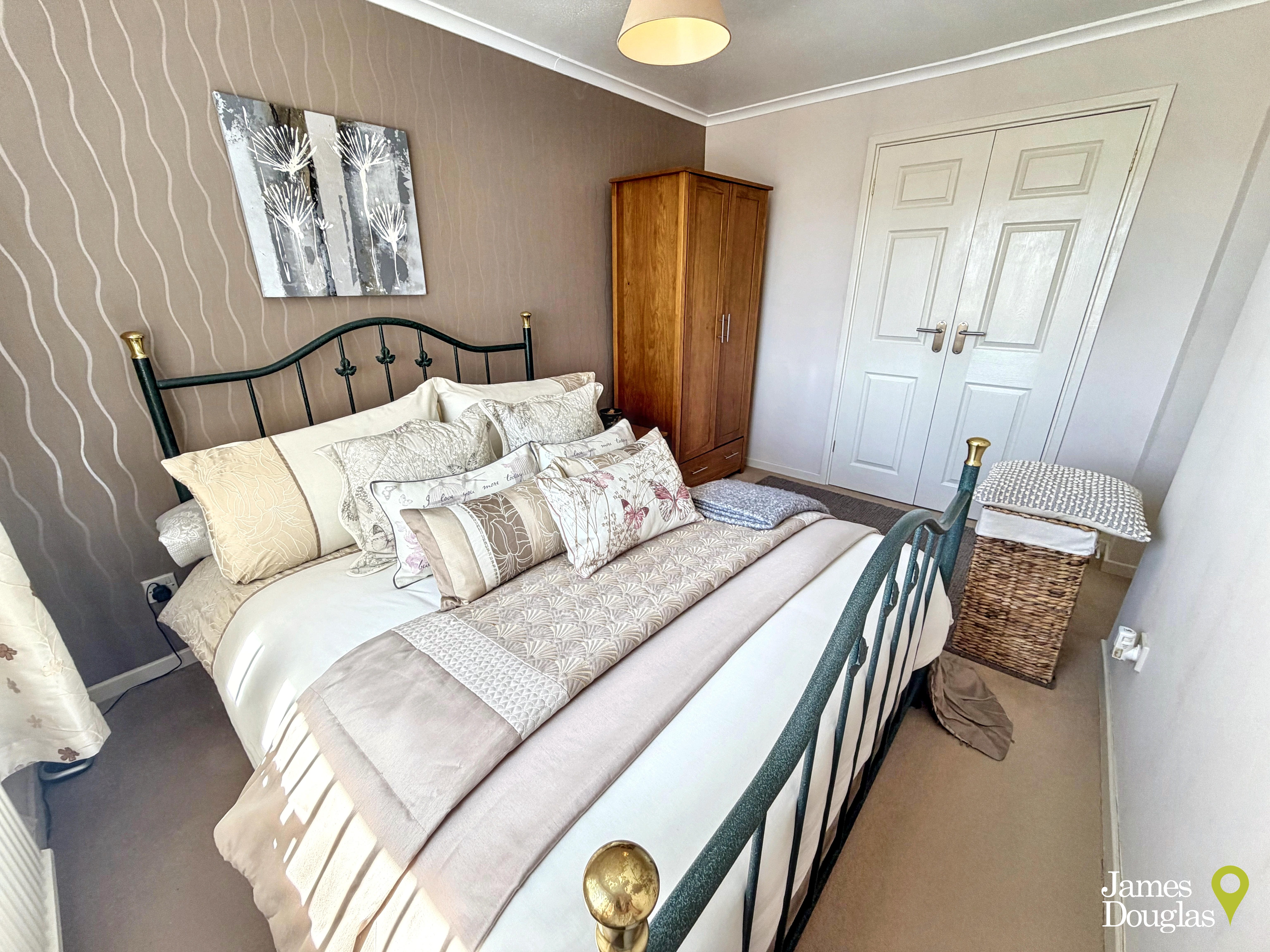 Lanwood Road, Graigwen, Pontypridd, photo 17