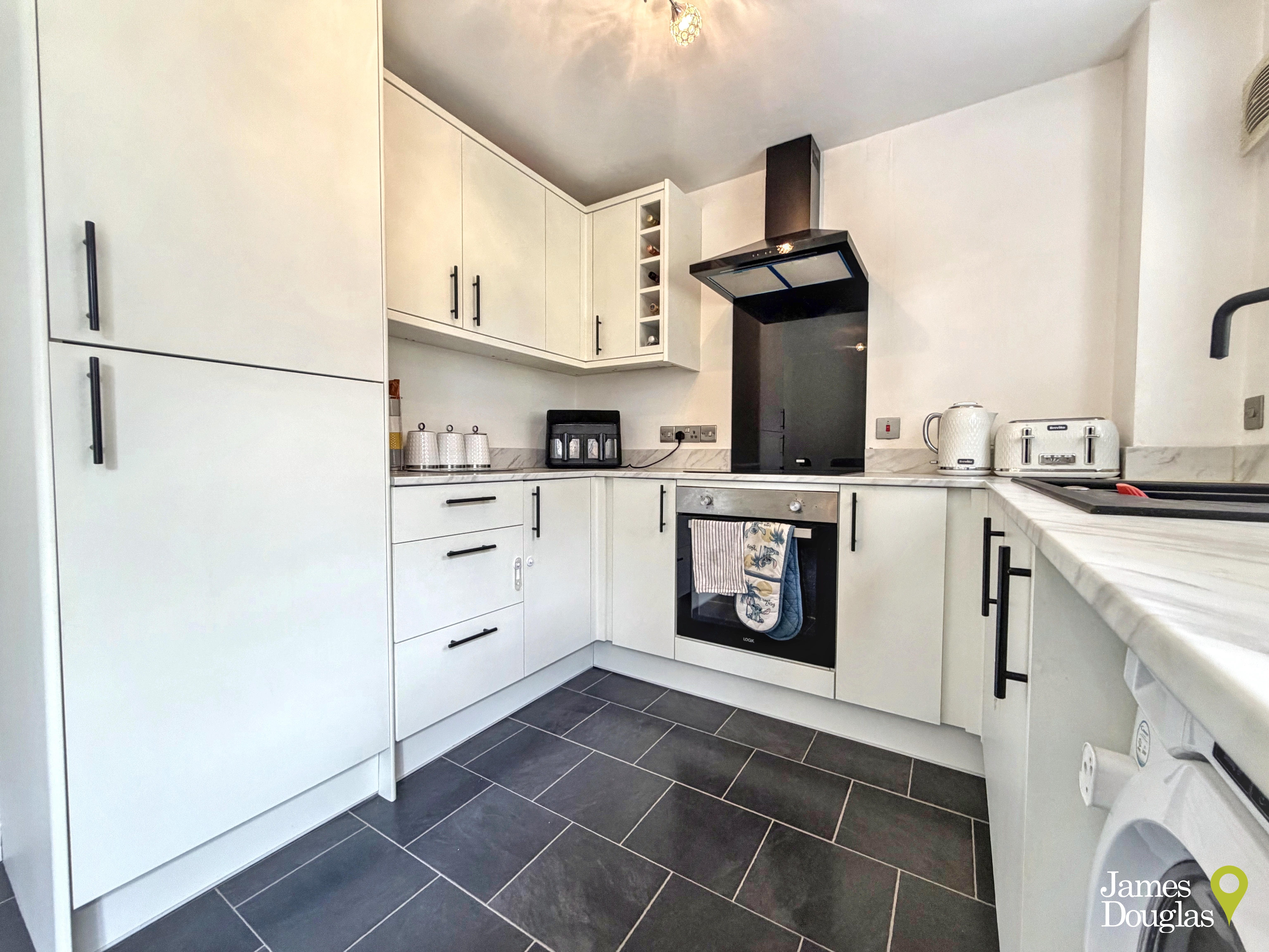 Cefn Close, Glyncoch, Pontypridd, photo 10