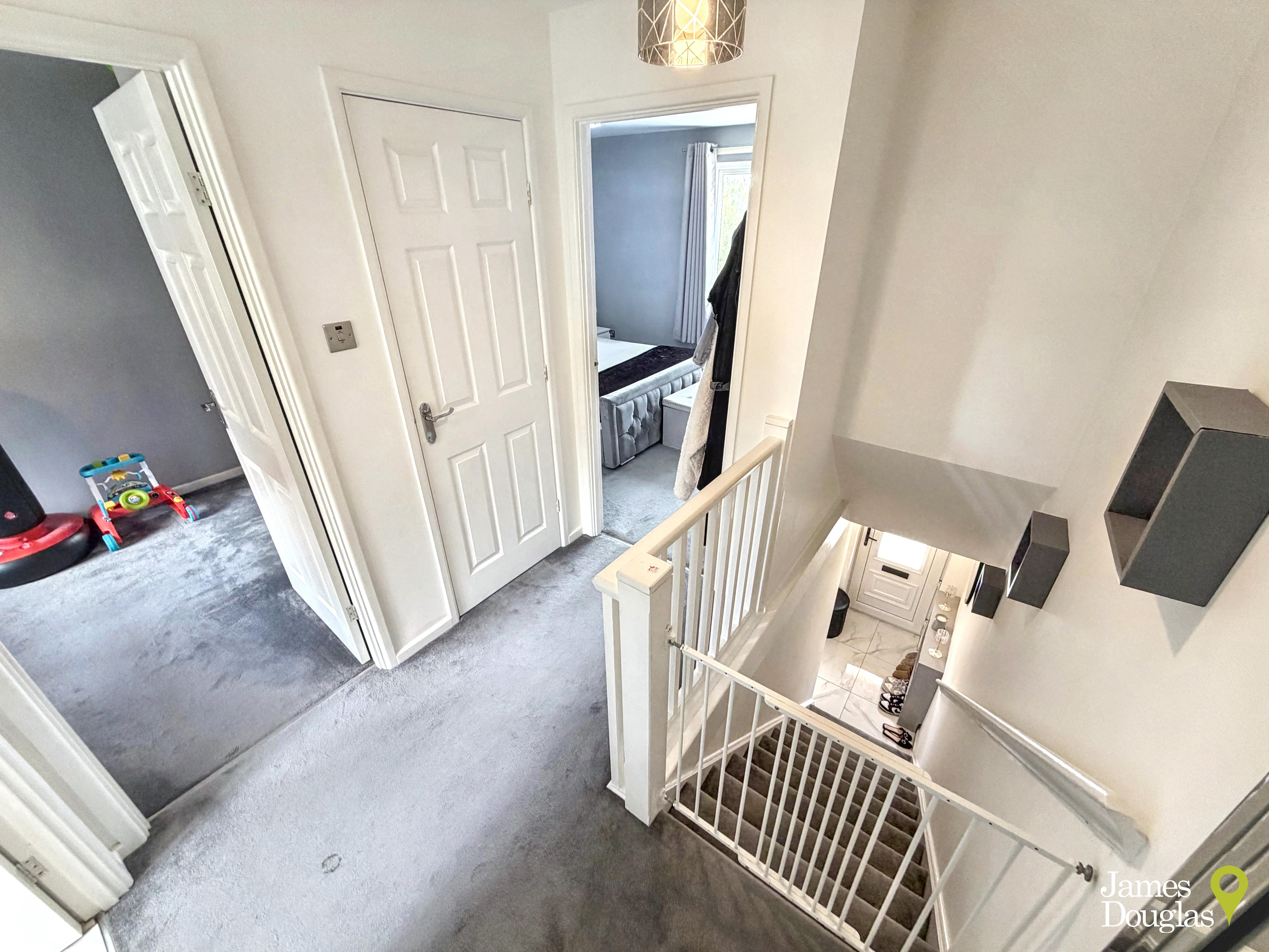 Cefn Close, Glyncoch, Pontypridd, photo 11