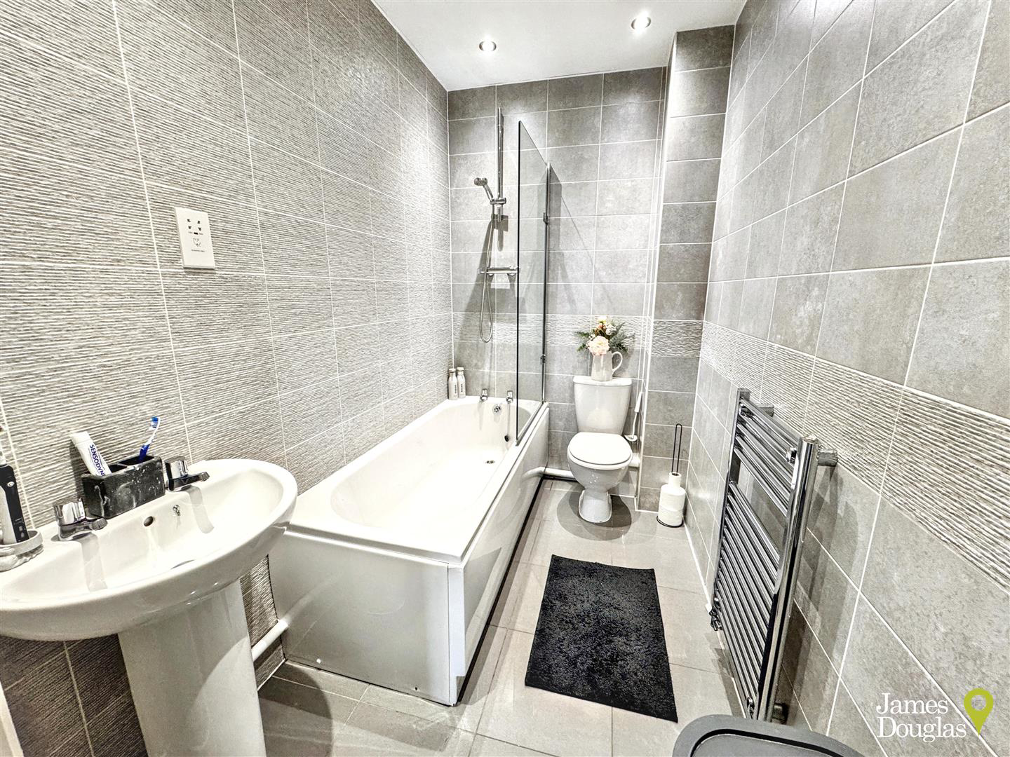 Flat 11, 25 Swan Crescent, Newport, photo 17