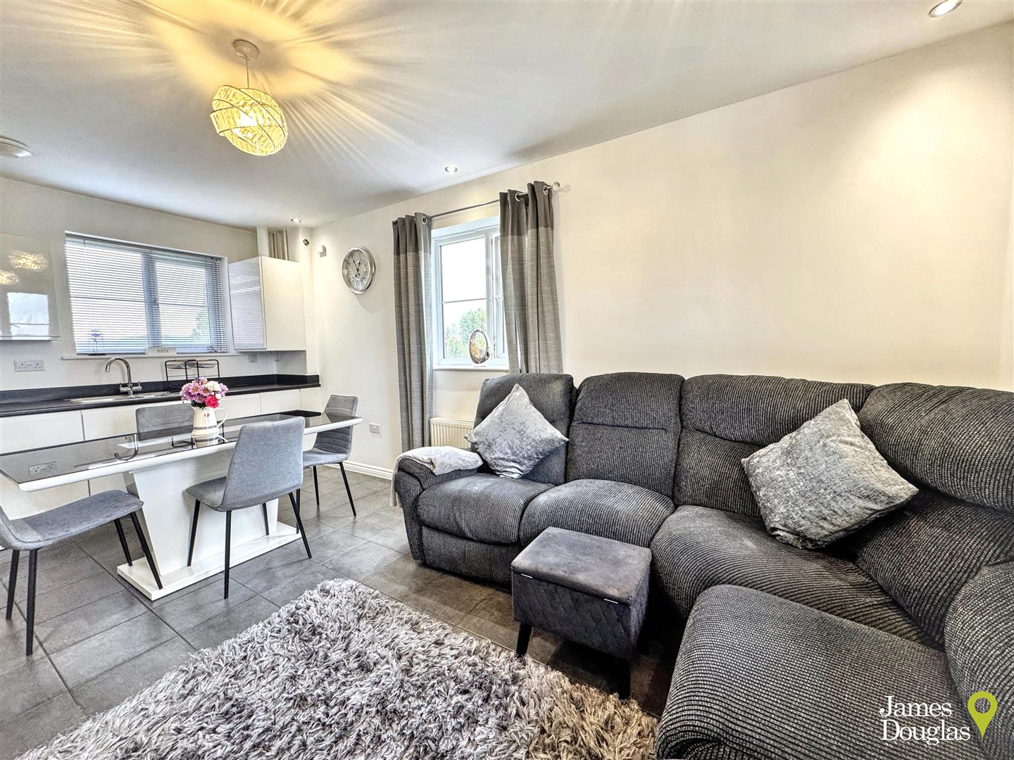 Flat 11, 25 Swan Crescent, Newport, photo 2