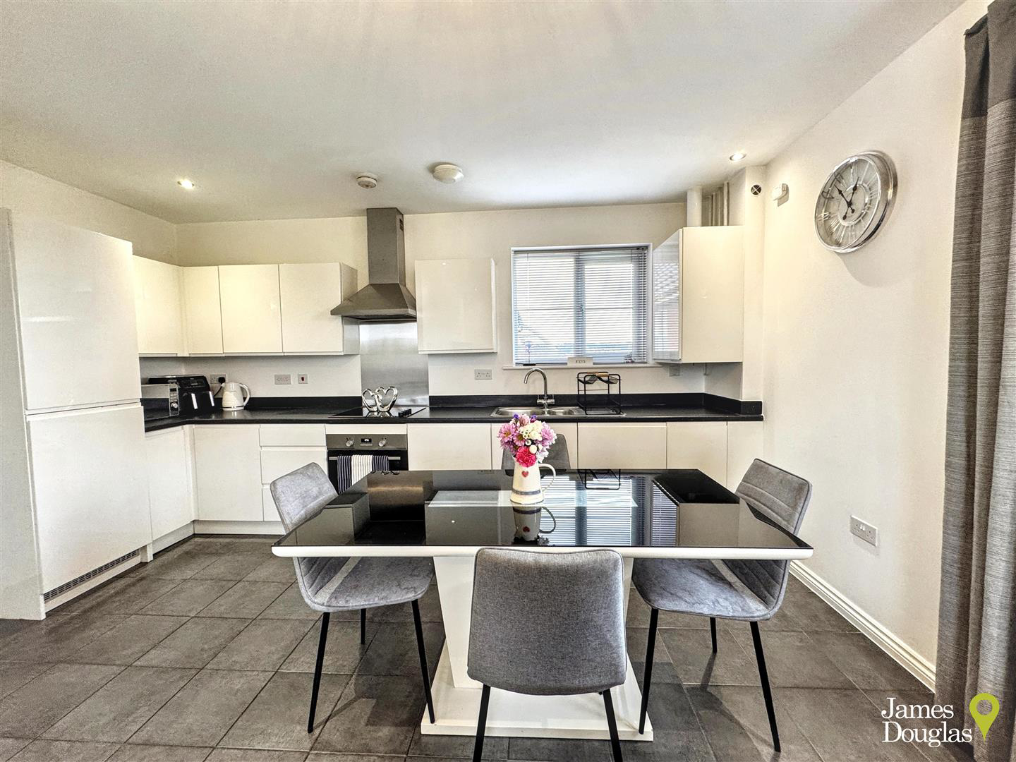 Flat 11, 25 Swan Crescent, Newport, photo 8
