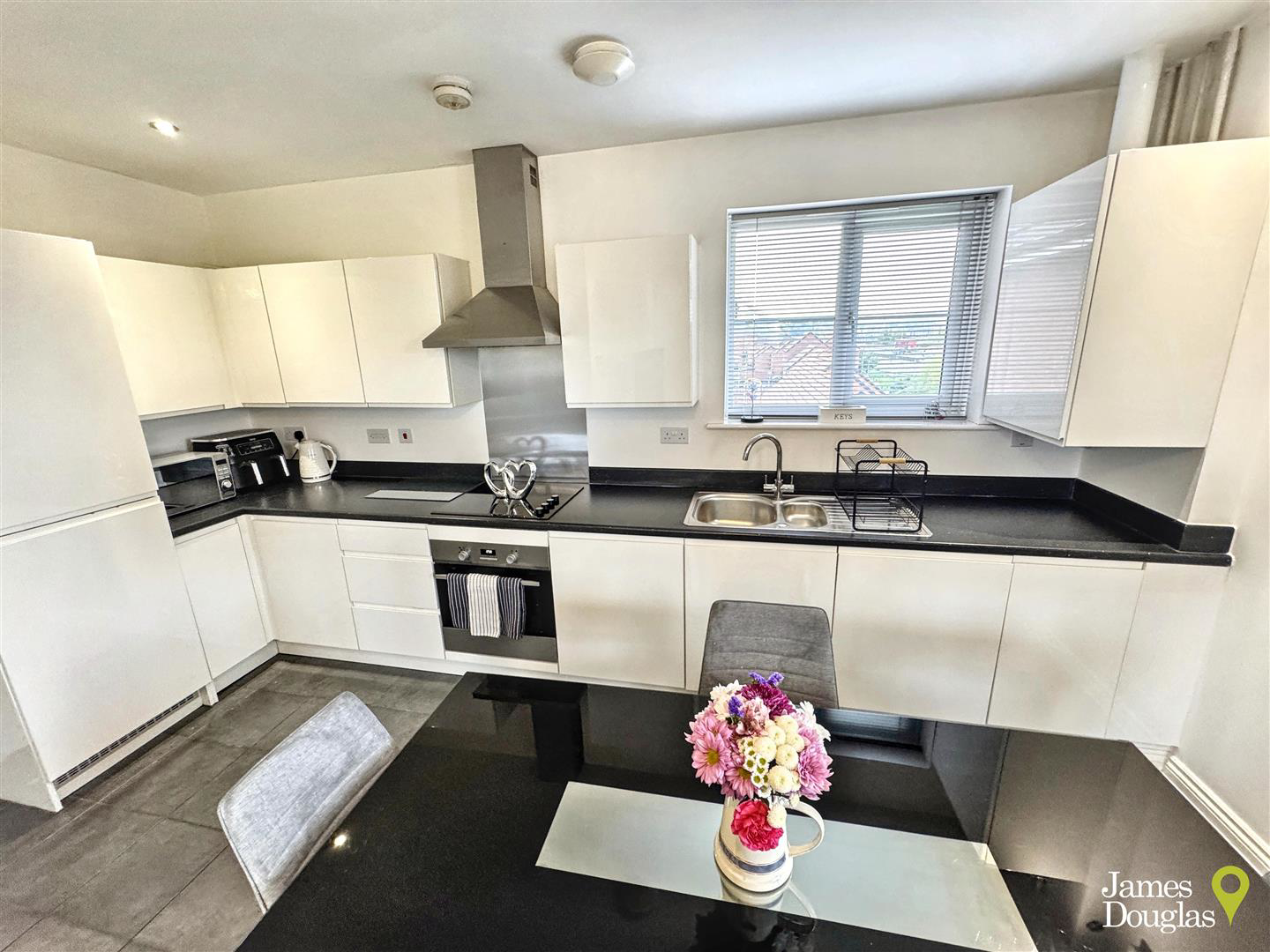Flat 11, 25 Swan Crescent, Newport, photo 4