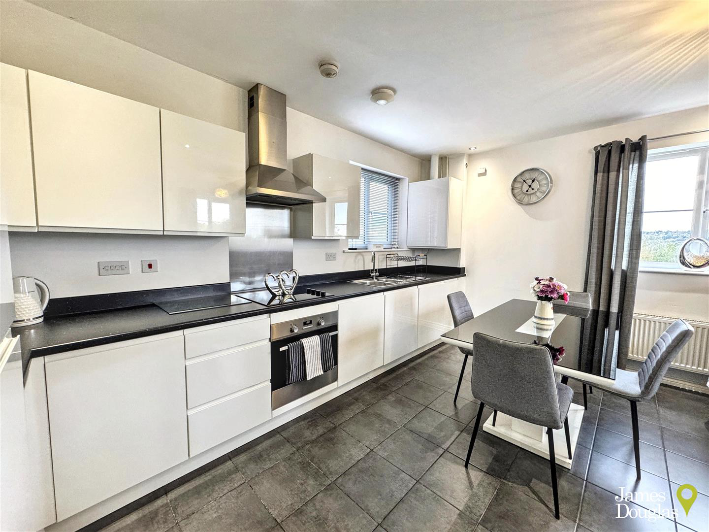 Flat 11, 25 Swan Crescent, Newport, photo 10